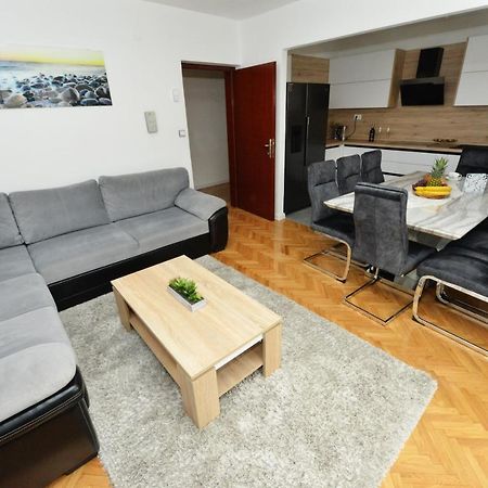 Apartmani Ivan Kastela Bagian luar foto